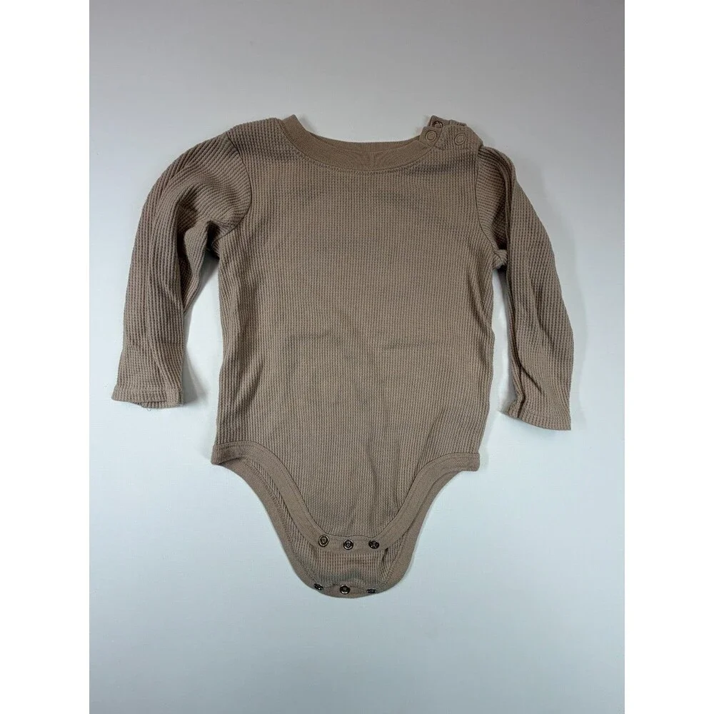 Lot of 7 bodysuits Boys size 18 months  Carters, Marvel, Zantano, Old Navy